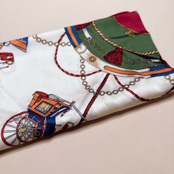 Elegant Green and Red Scarf G43 - Picture 4 of 5